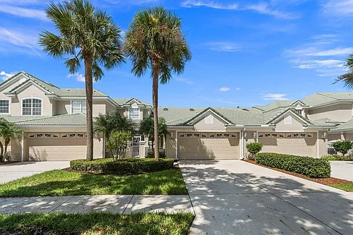 1594 SW Harbour Isles Cir #77 Photo 1