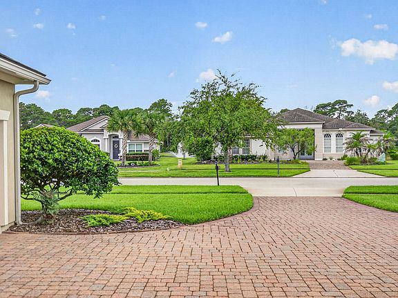 3rd image of 533 Christina Dr