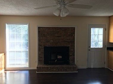4th image of 4009 Foxborough Blvd