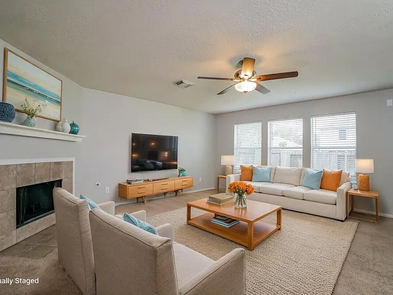 13030 Sandhill Park Ln — Photo 4
