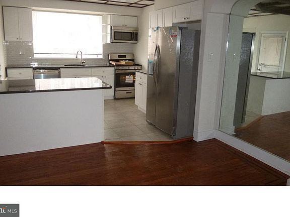 4th image of 7349 Buist Ave