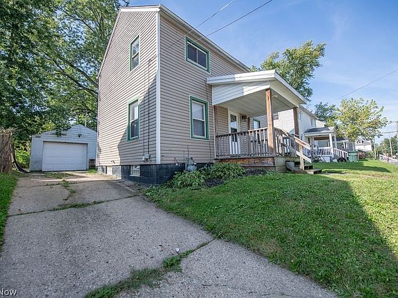 2nd image of 747 Waugh St
