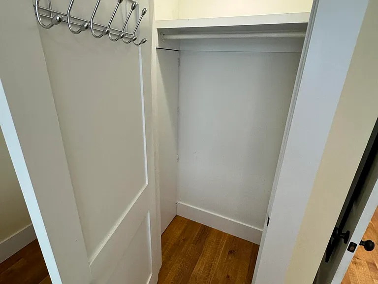 819 Meadowsweet Ln — Photo 26