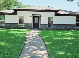 5258 Clover Haven St, Dallas, TX 75227