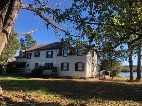 26691 Crockett Town Rd, Onancock, VA 23417