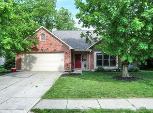 10766 Briar Stone Ln, Fishers, IN 46038