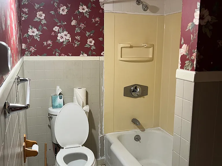 11 Bowles Ave #7 — Photo 7