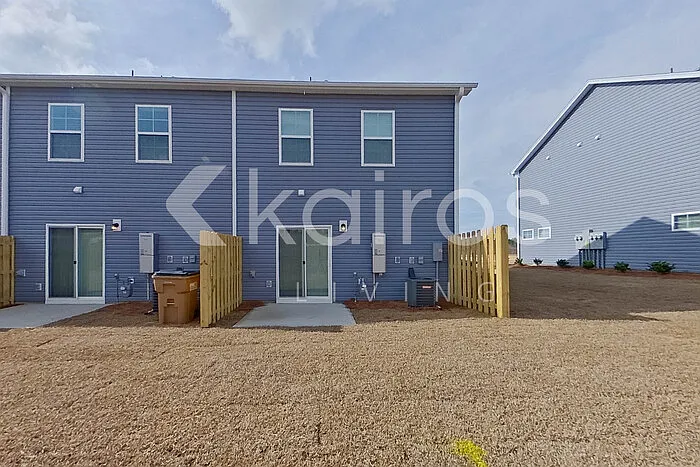 2215 Banyon Cir — Photo 20