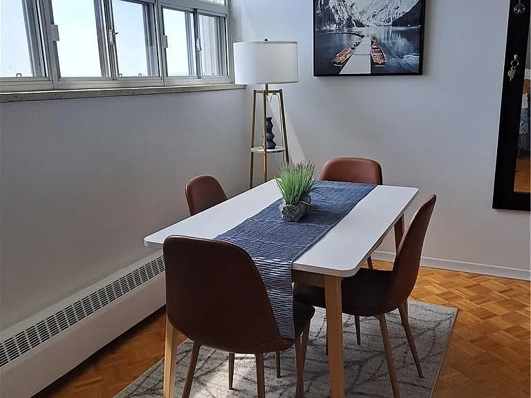 212 Kerr St #909 — Photo 24