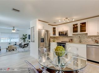 1400 NE 35th St, Oakland Park, FL 33334