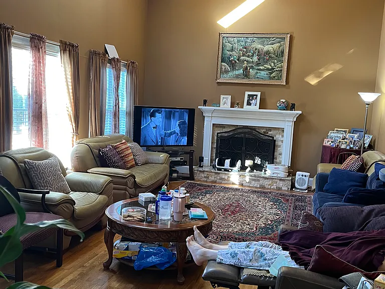 2818 Chapman Way — Photo 12