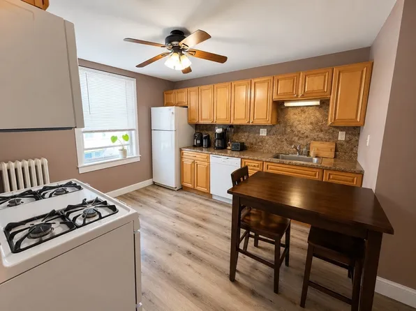344 E 8th St #3, Boston, MA 02127