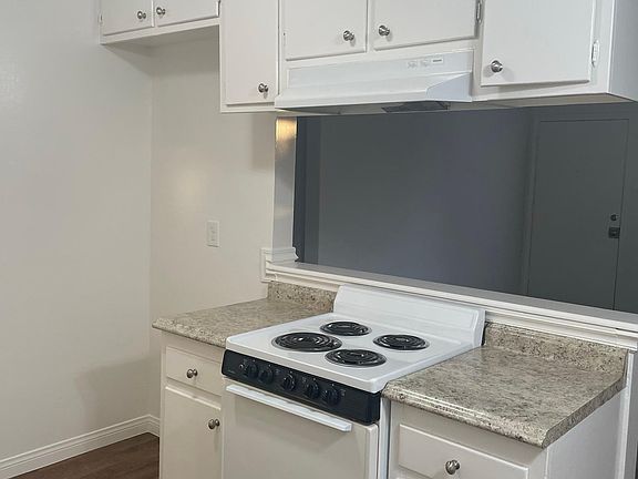 5th image of 16220 Cornuta Ave #31db700a3