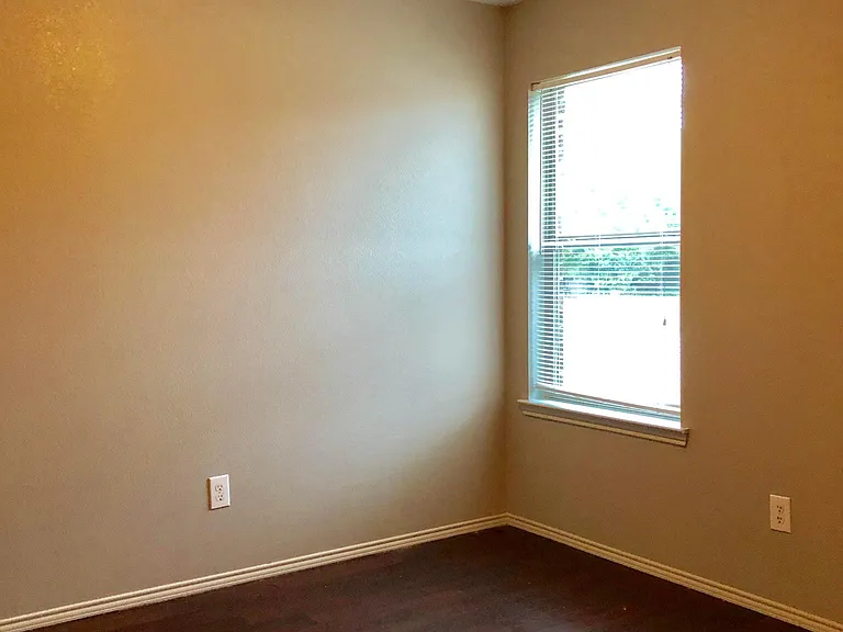 100 Leatherwood St — Photo 21