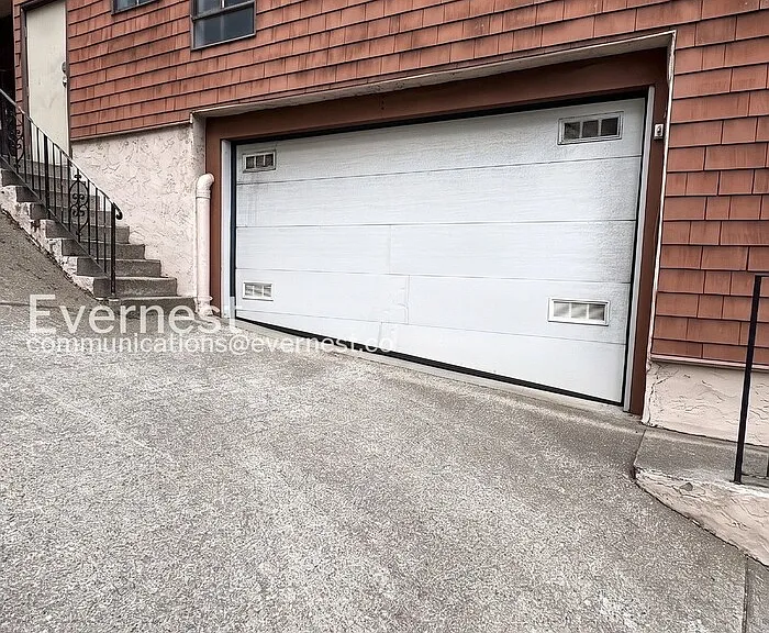 380 Monterey Blvd #302 — Photo 2