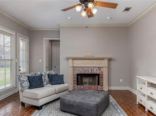 15222 Lockett Ln, Baton Rouge, LA 70810