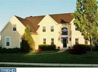 1051 Broadleaf Cir, Royersford, PA 19468