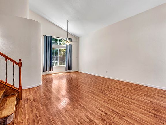 4th image of 1163 Notre Dame Cir