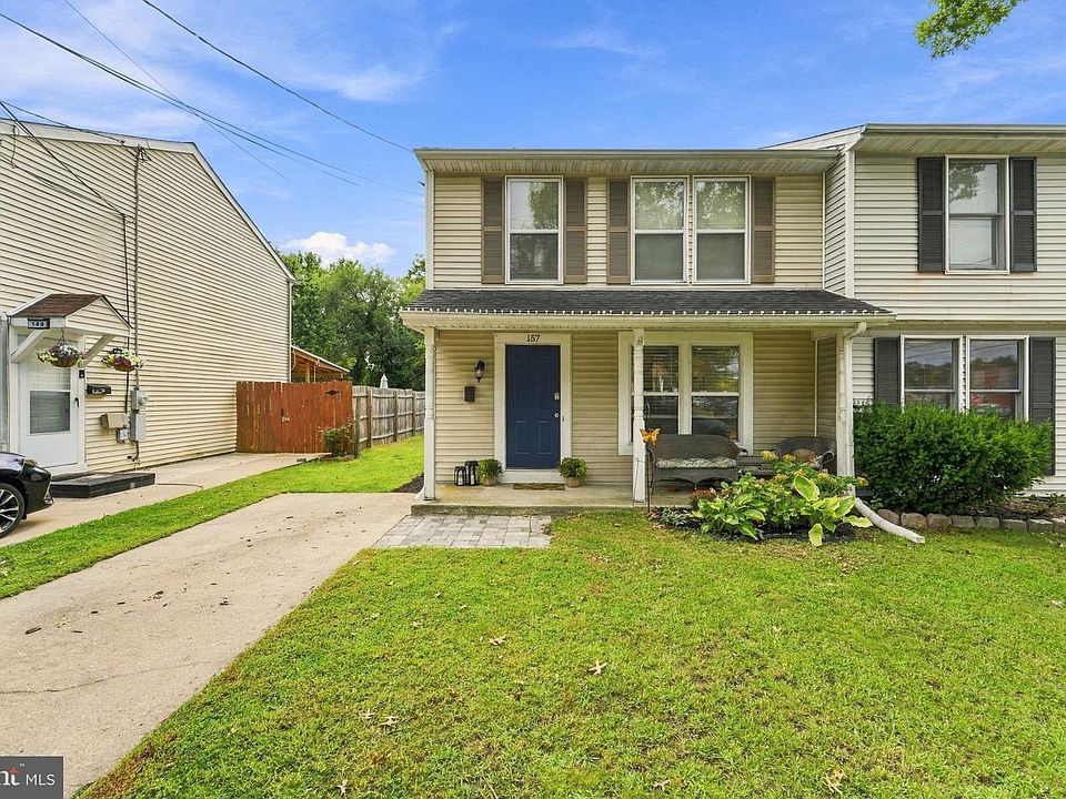 1st image of 157 Logan St