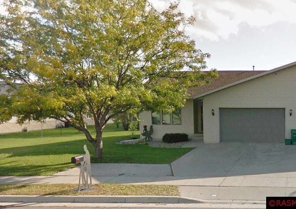 1st image of 1745 Bassett Dr