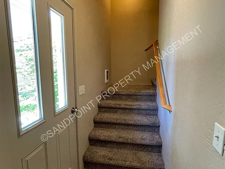 327 Olive Ave #G — Photo 6