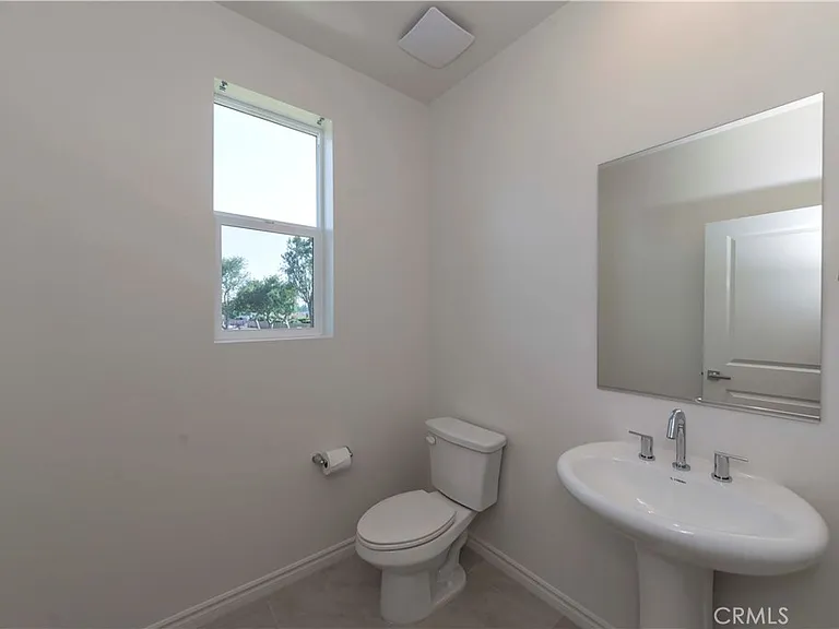 11502 Artesia — Photo 20