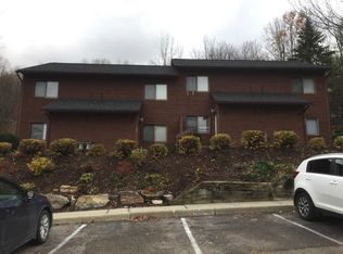 121 Village Heights Rd APT 18, Hinesburg, VT 05461