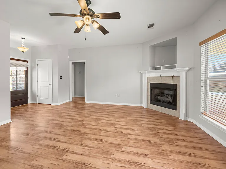 48317 Fox Hollow Blvd — Photo 9