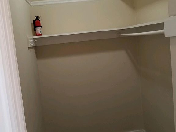 5th image of 75 Dolores St APT 7