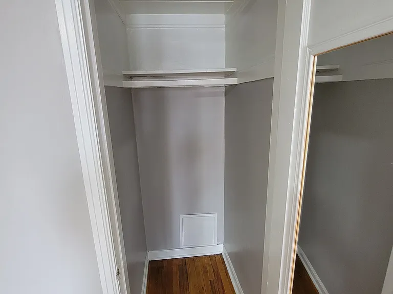 Graylyn Apartments — Photo 19