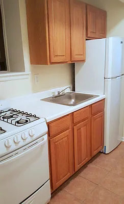 Rented by Keller Williams NYC | media 19