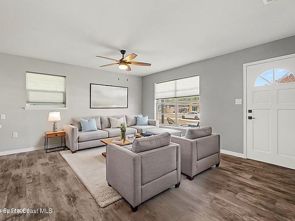 2nd image of 2373 Pawnee Dr