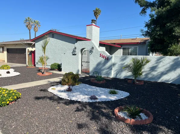 11010 Studebaker Rd, Downey, CA 90241