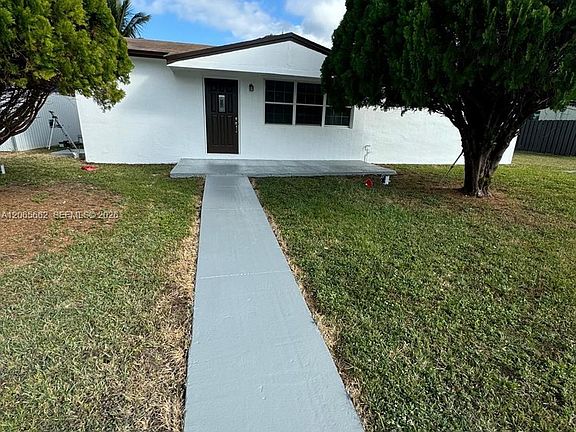 4th image of 27918 SW 131st Ave