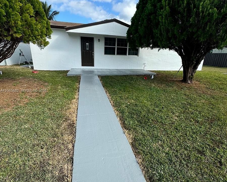 1st image of 27918 SW 131st Ave