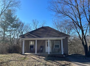 1361 Riverview Dr, Festus, MO 63028