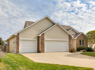 3213 SW Brookeline Dr, Ankeny, IA 50023