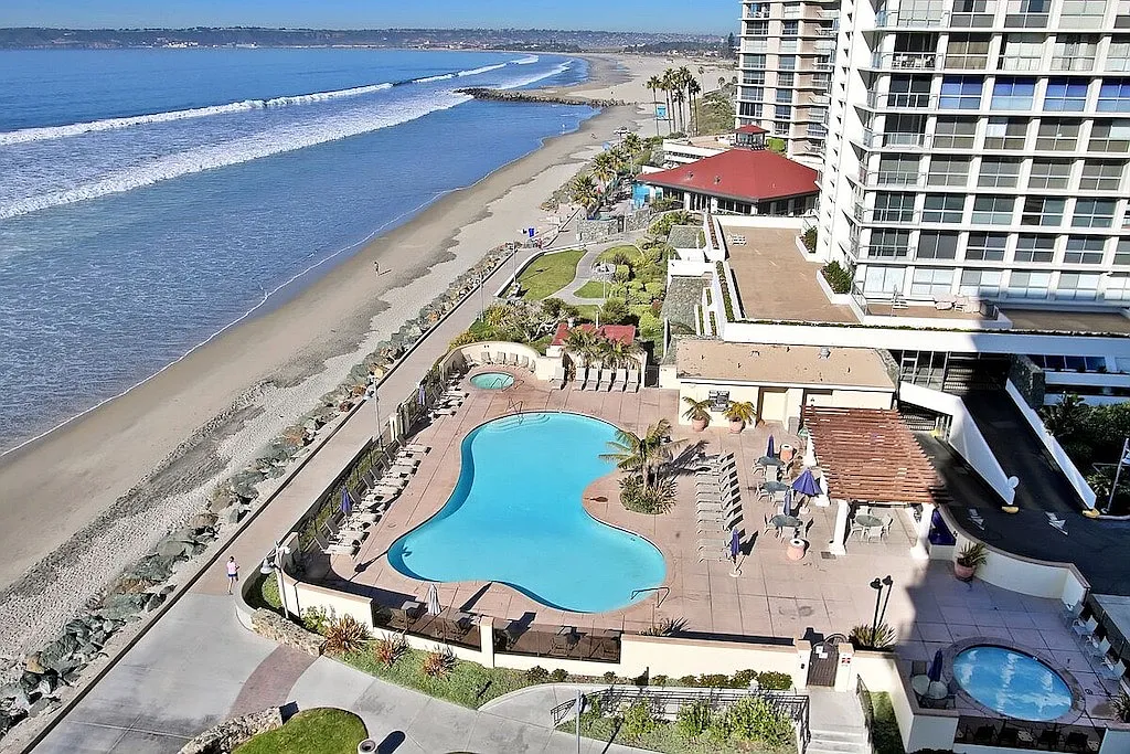 1 bed, 663 sqft, $5,995 — Photo 3
