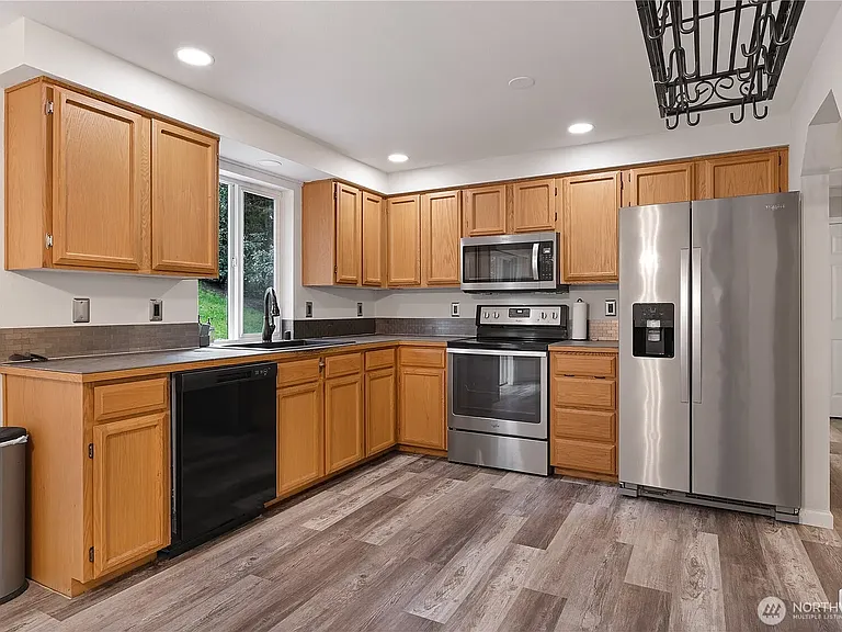 22445 Sunridge Way NE — Photo 7