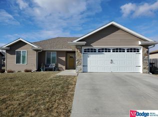 925 Hickory St, Hickman, NE 68372