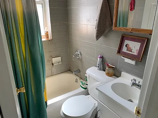 Rented by Premier Metro Realty Corp | media 19