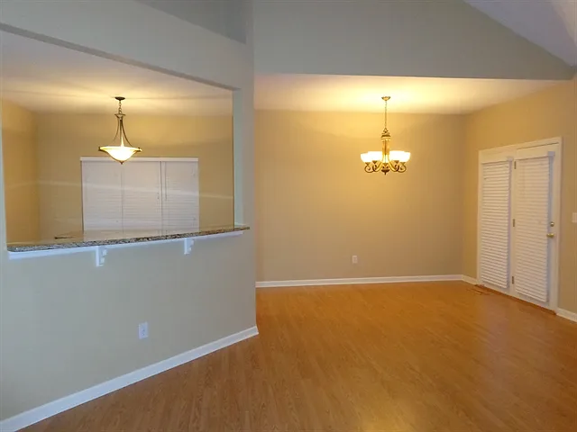4804 Peninsula Pointe Dr — Photo 4