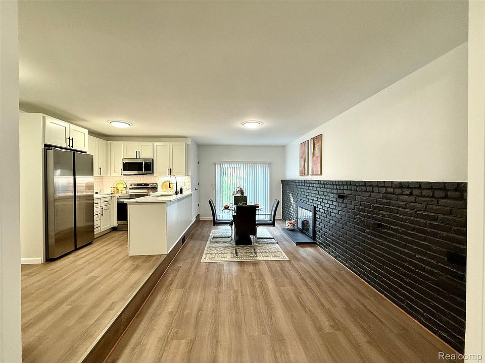 2376 Hempstead Rd, photo 11