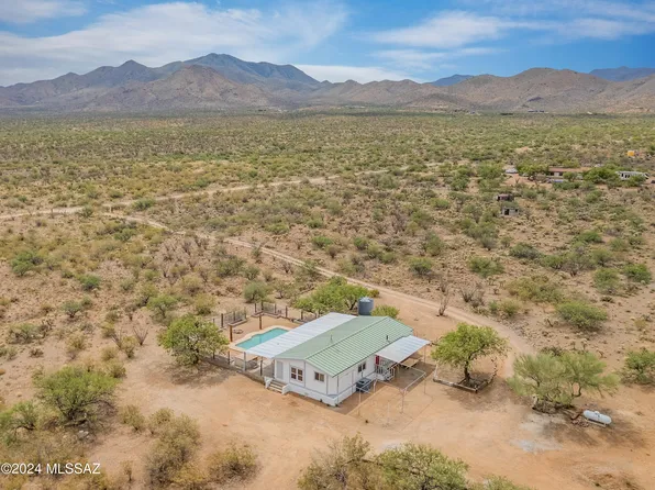 17900 S Gabler Ln, Vail, AZ 85641