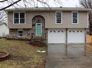 5420 E Teton Dr, Columbia, MO 65201