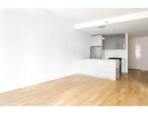 Rented by Modern Spaces | media 22