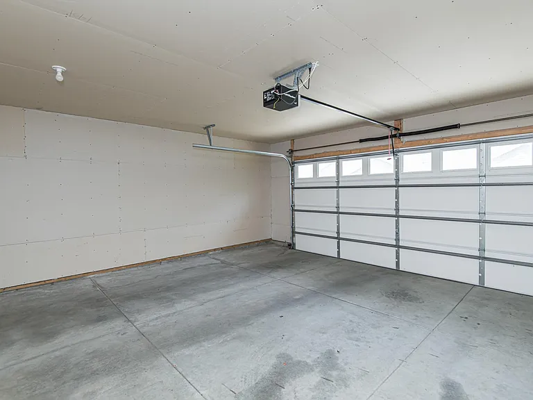 2162 Sparrow Pl SE — Photo 25