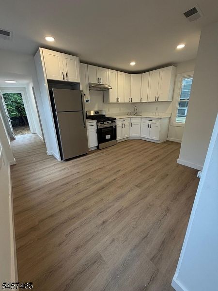 1st image of 310 Walnut St