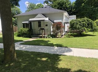 312 W Sherman St, Caro, MI 48723