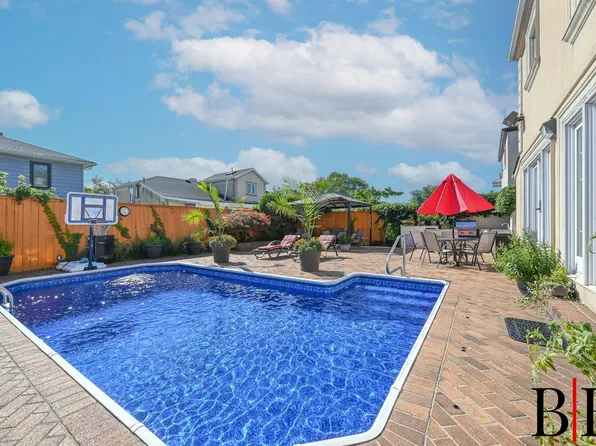 2445 East 65th Street image 24 of 30